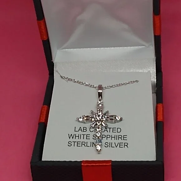 Nwt, White sapphire necklace - Picture 4 of 11